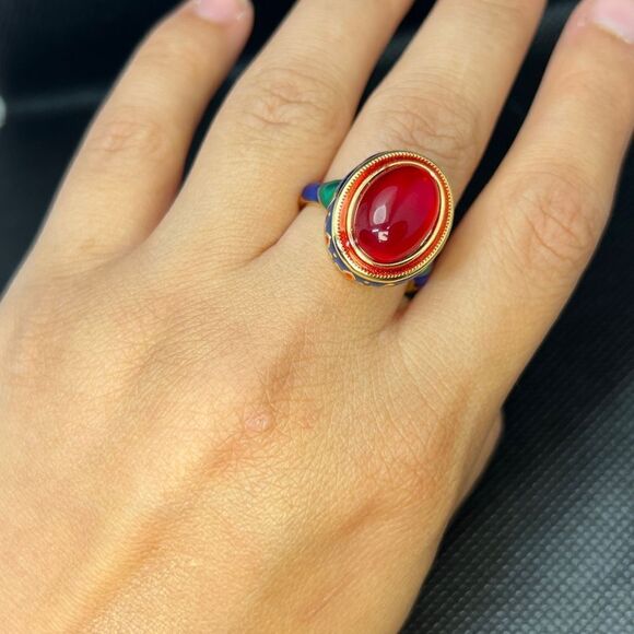 Red Cabochon Enamel Ring - Picture 14 of 17